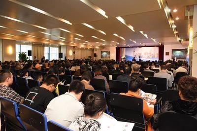 滬語新聲，情系浦江——《鳳凰老江連線》“上海話 上海情”文化藝術交流活動策劃